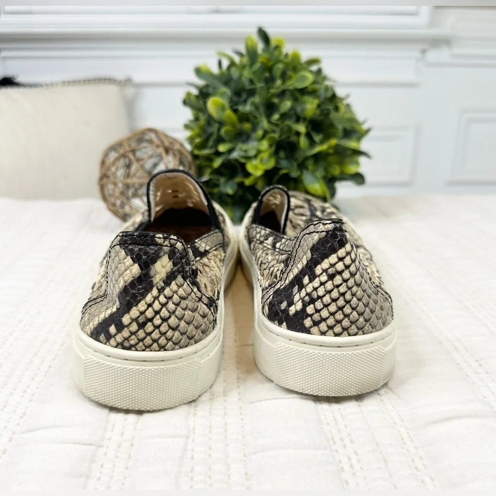 Tory Burch Women’s Huarache 2 Slip-On Sneakers in a Snakeskin Pattern Size 7 1/2
